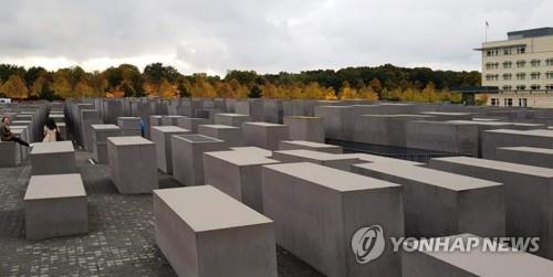 [서독의 기억]⑮ 격 다른 과거사 반성…안팎 갈등 넘은 정상국가의 '클라스'