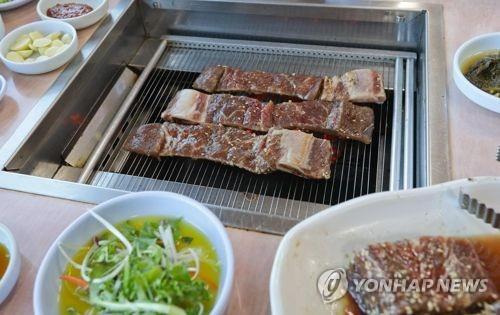 [#꿀잼여행] 수도권: 육즙 '자르르' 이동갈비 뜯고 계곡에 '풍덩'