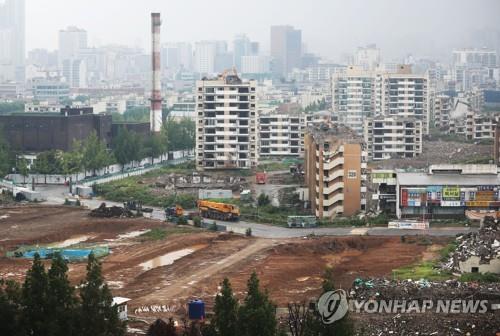 상한제 땅값 '이중잣대'…재건축은 공시지가, 일반사업은 매입가