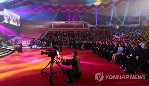 케이팝이 탈북 유혹…WP "냉전 무너뜨린 서구음악같은 역할"