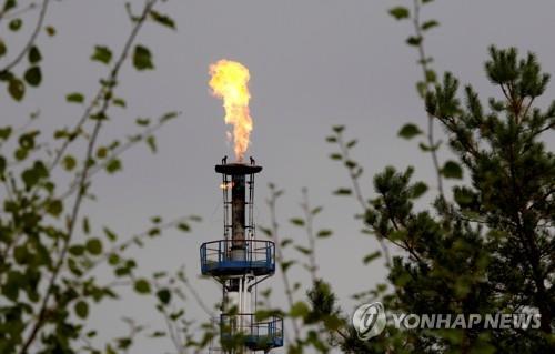 국제유가, 파월 발언 주시 속 하락…WTI 0.6%↓