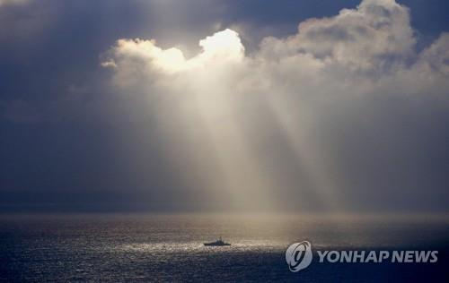 플라스틱병 구명대에 오리발 한짝…익사로 끝난 이민자의 몸부림