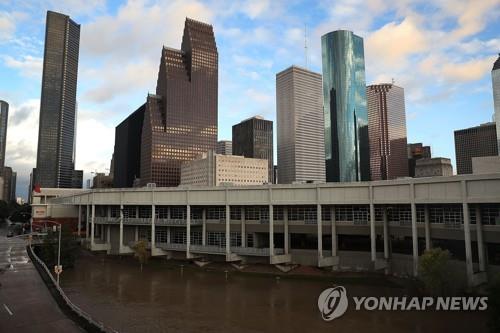 '내려앉고 잠기고' 지반침하·해수면 상승이 고민인 도시들