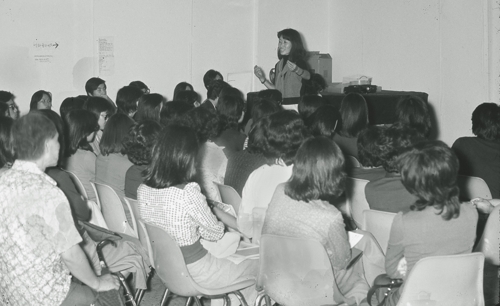 "아방가르드 예술이란 이상한 짓 아닌, 소통하고 나누는 것"(종합)