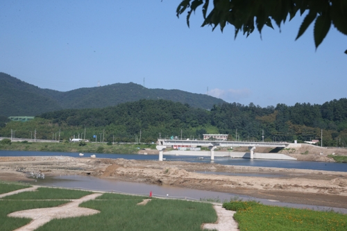 물수리·혹고니·수달 찾는 포항 형산강 공사에 신음