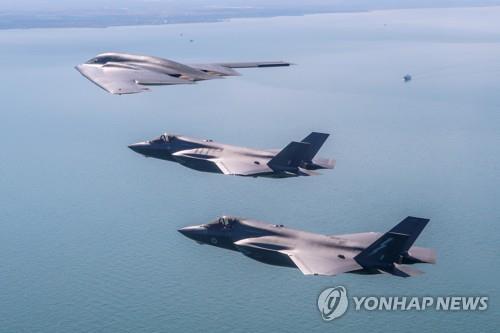 터키 에르도안 "美 F-35 대신 러 전투기도 가능" 재차 강조