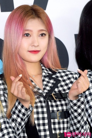 [TEN PHOTO]이달의소녀 최리 &#39;핑크 좋아&#39;