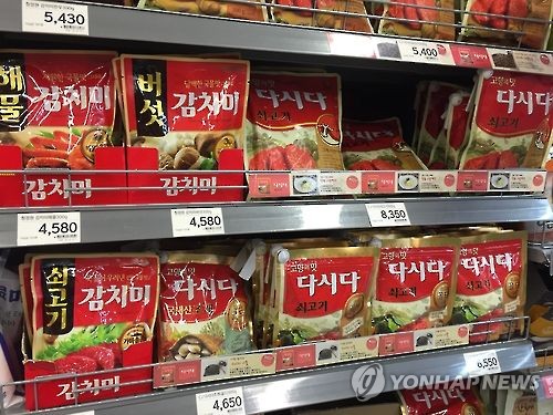 집밥·쿡방 열풍에 저렴한 '일반 조미료' 다시 인기