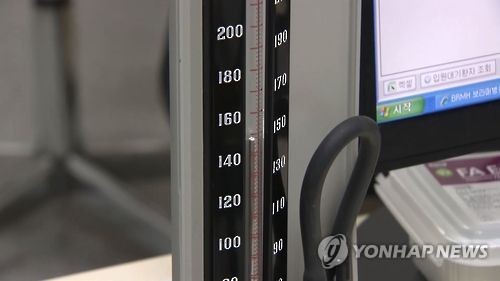 폭염에 앉았다가 일어나니 '어질'…기립성 저혈압 주의