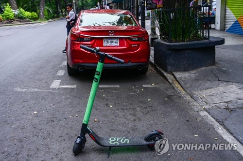 멕시코시티 공유 전동킥보드 도난에 골치…일시 운영중단