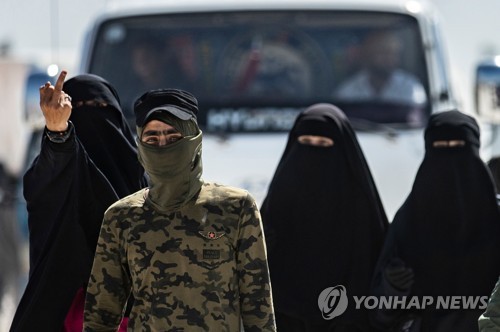 "IS 수중에 거액 테러자금…조직원 본국 귀환도 위협요소"