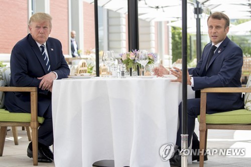 트럼프-마크롱, G7 정상회의 앞서 '깜짝' 오찬 회동