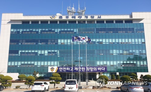 목포 북항 부두서 승용차 바다로 추락…운전자 숨져