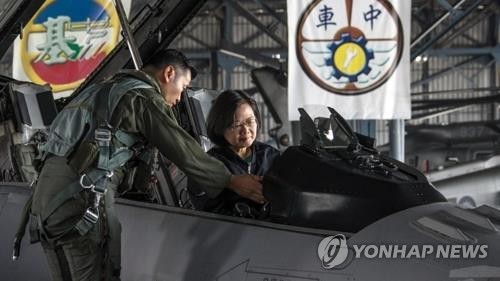 中, 美 'F-16V 대만 판매'에 "하나의 중국 원칙 위반" 항의