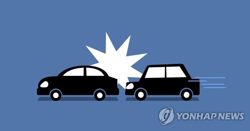 남해고속도로서 시외버스 등 5중 추돌사고…37명 경상