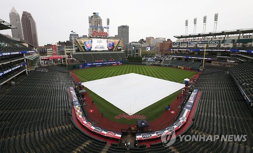 MLB 텍사스-클리블랜드전, 우천 취소…8일 더블헤더