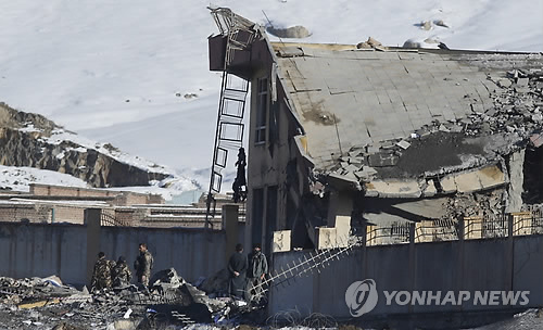 "탈레반 분열 조짐…美와 협상에 반발한 강경파, IS로 눈돌려"