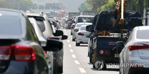 "뒤에서 '콩' 부상위험 매우 작아…놀이기구 충격과 비슷"