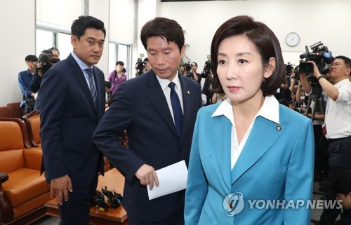 국회 노동개혁특위 출범 '난항'…여야 '위원장직 쟁탈전'에 발목