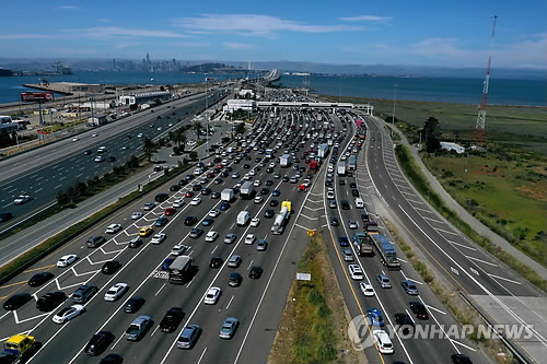 환경보호한다는 포드車에 화낸 트럼프 "헨리 포드가 실망할것"