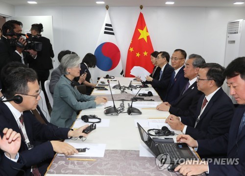 강경화, 中에 한일 갈등상황 설명…中 "자유무역 중요"(종합2보)