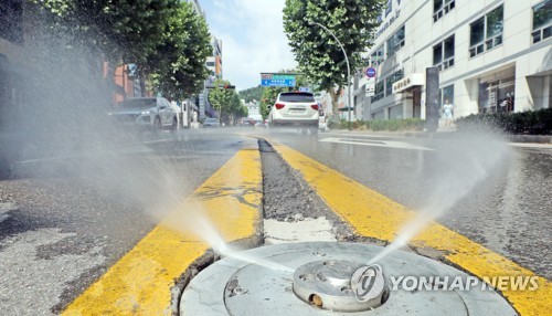 입추 무색한 불볕더위…삼척 35.8도, 양양 35.3도