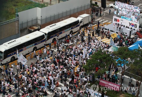 [한일 경제전쟁] 시민사회단체 "역사왜곡·경제침략 아베 규탄"(종합)