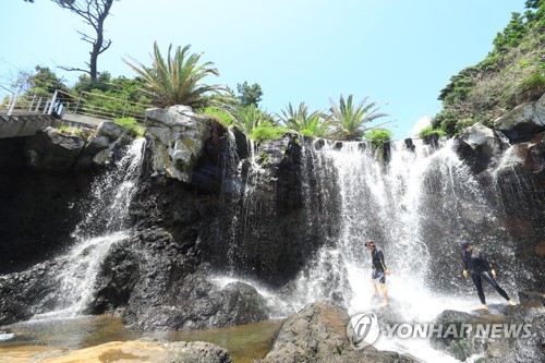 '가을의 문턱' 입추인데…제주 열대야·폭염 기승