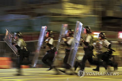 中매체들, '안정·번영' 호소하며 홍콩 민심 달래기 시도