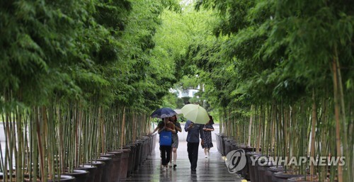 [내일날씨] 전국이 흐리고 비…낮 최고 30도