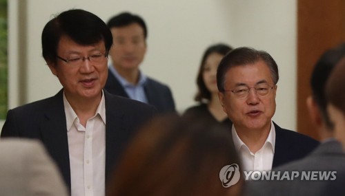 文대통령 '불확실성 지속' 진단…빈틈없는 체질개선 노력 강조