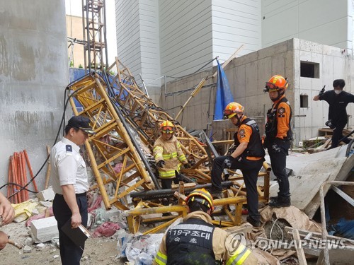 "볼트 풀린 상태서 철거"…6명 사상 속초 리프트 추락사고 원인