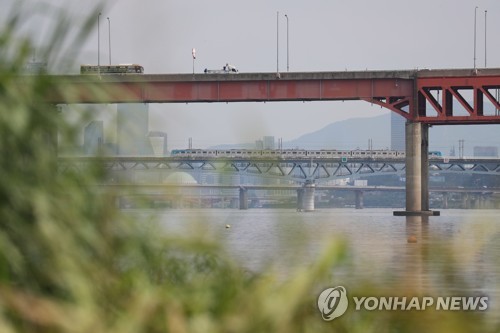 한강 몸통시신 사건 피의자 자수…"모텔서 시비 끝에 범행"