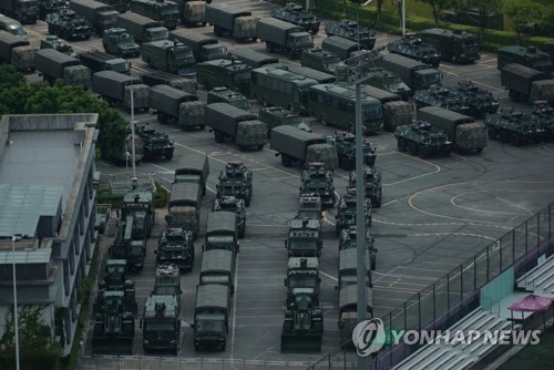  中전인대, 美 겨냥 "홍콩은 내정…간섭 말라" 경고