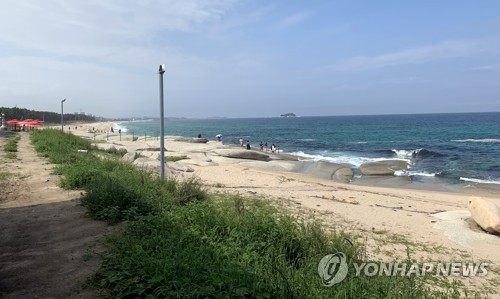 장사해변 해안철책 역사속으로…속초시 남은 300ｍ 철거