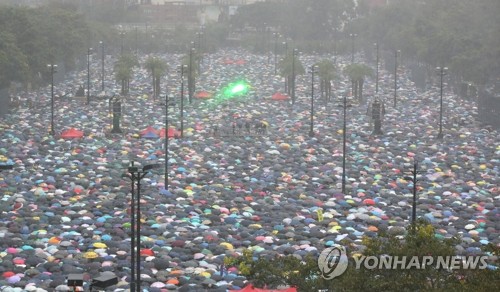 홍콩특구 정부 "폭력 시위자 응징할 것" 강력 경고