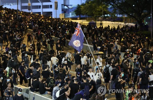 홍콩정부 '폭력중단' 재강조…中매체 "진정세 보이나 낙관 일러"