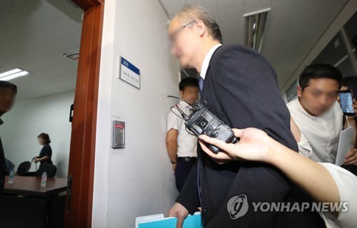 韓 부실논문 '최다'…'조국 딸 논문'으로 드러난 연구윤리 실태