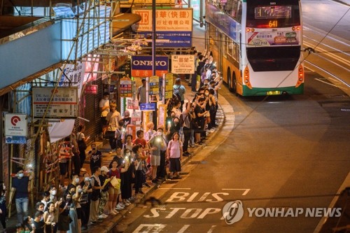 '反송환법 시위' 놓고 세계 곳곳서 홍콩인-中 본토인 충돌