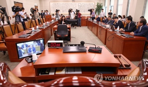 여야, 曺청문회 '네탓 공방' 속 복잡한 셈법…예상 시나리오는