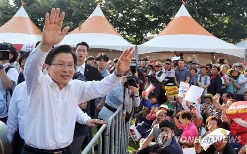 한국당, 오늘 종로서 3차 장외집회…"조국 사퇴·선거법 저지"
