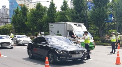 음주차량 도로에서 위험천만 주행…잡고보니 현직 경찰