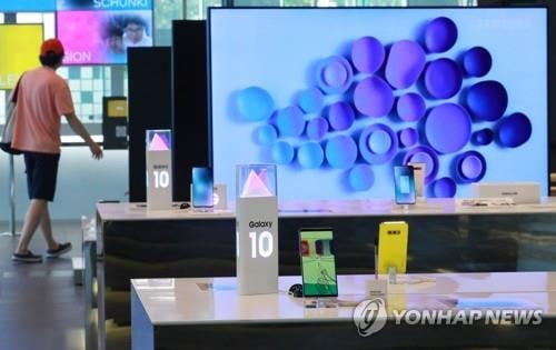 [한일 경제전쟁] '촌각 다투는' 전자·반도체, 日 대체품 발굴에 '사활'