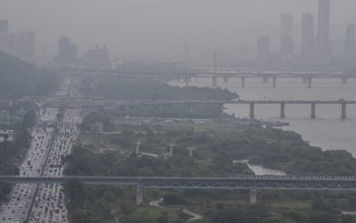 [날씨] 토요일 흐리고 곳곳 빗방울…동해안·경상도 폭염특보