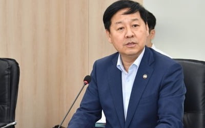 기재차관 "내년 예산안, 경제활력 위한 재정역할 더욱 강화"