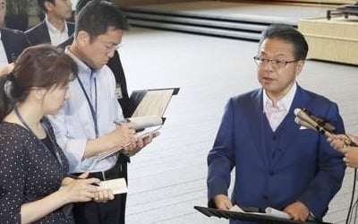 日 세코 경산상 "수출규제 정책, 엄숙히 실행"