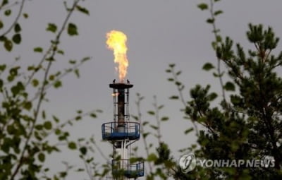 국제유가, 미중긴장 격화에 출렁…WTI 2.1%↓