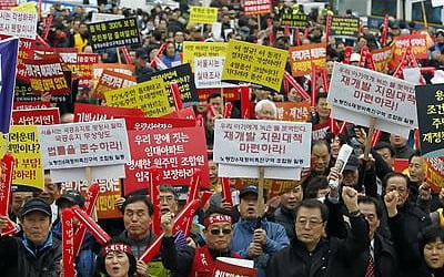 전국 재개발·재건축 80곳, 내달초 상한제 저지 대규모 야간시위