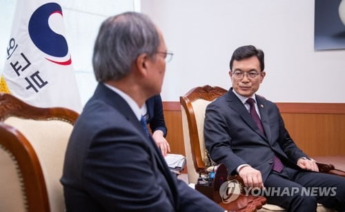 조세영 외교1차관, 美 대사 면담…"공개적 실망 표명 자제 당부"