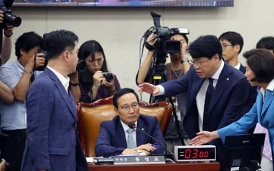 나경원 "선거법 날치기…오늘 청문회外 국회 일정 어려울것"